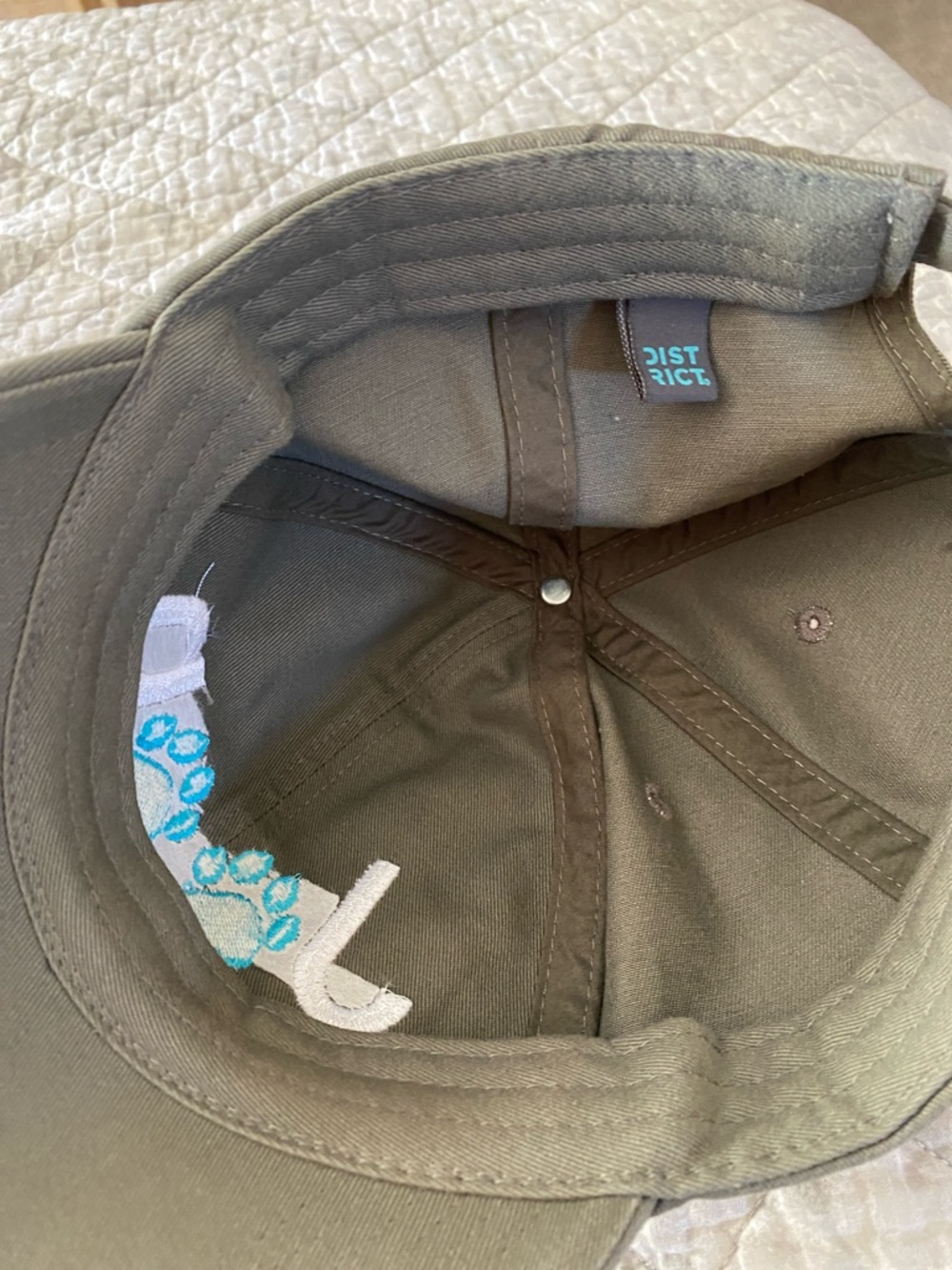 Jeep Hat with Bright Turquoise Paw Embroidery - Picture 2 of 5
